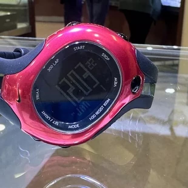 나이키 시계 트라이액스 Nike Triax Y2K Pre Amored
