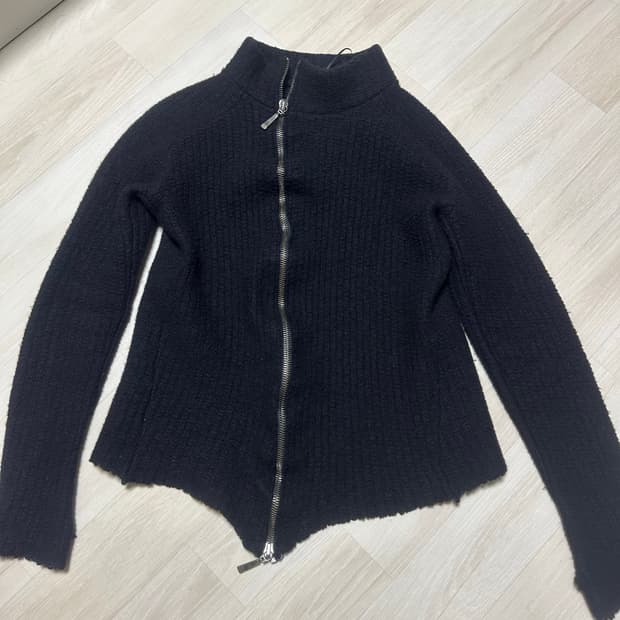 Masnada knit zip up