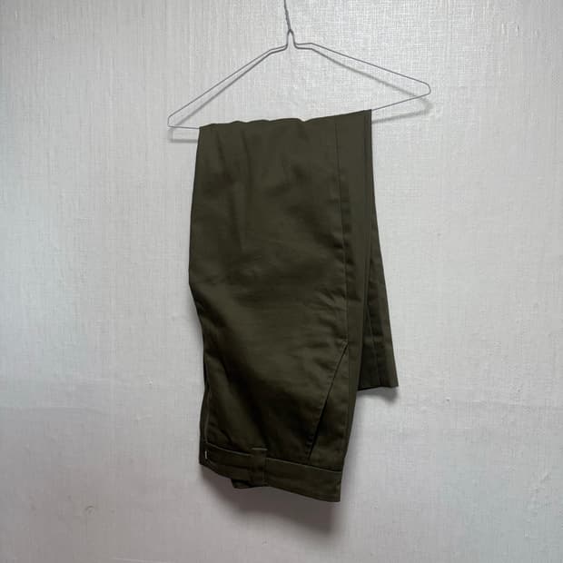 인뎁스리포트 idr 컴팩트 베이직 치노 올리브