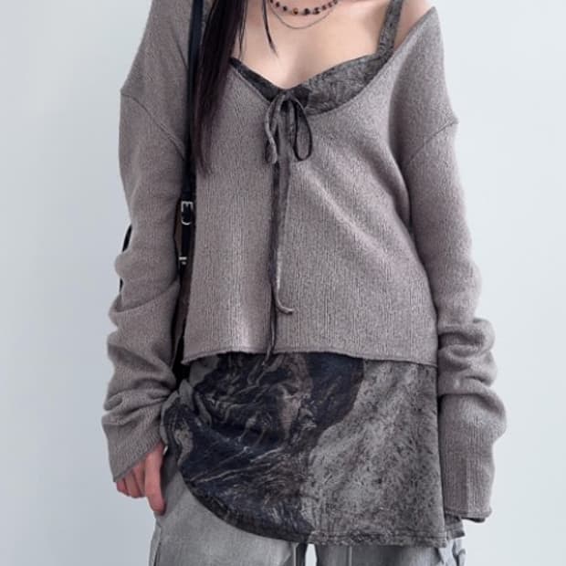 브이넥 니트 베이지