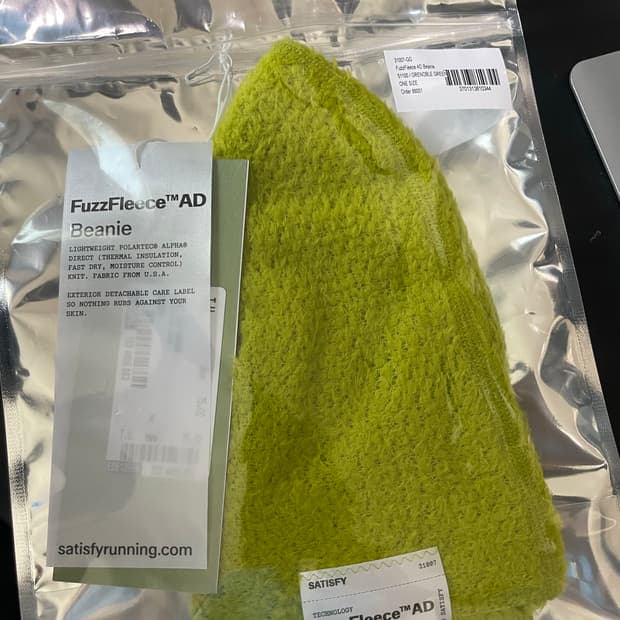 새티스파이 Fuzz fleece 플리스 비니 새상품