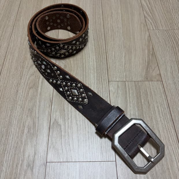 빈티지 스터드 스톤 벨트