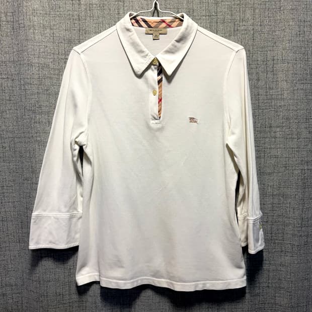 버버리 화이트 체크  칠부 카라 티셔츠 