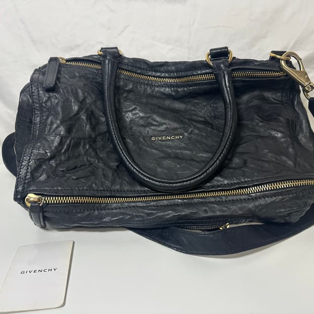 지방시 링클 판도라백 라지 (OS)