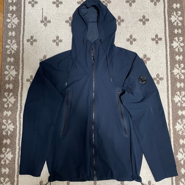 CP컴퍼니 프로텍 바람막이 자켓