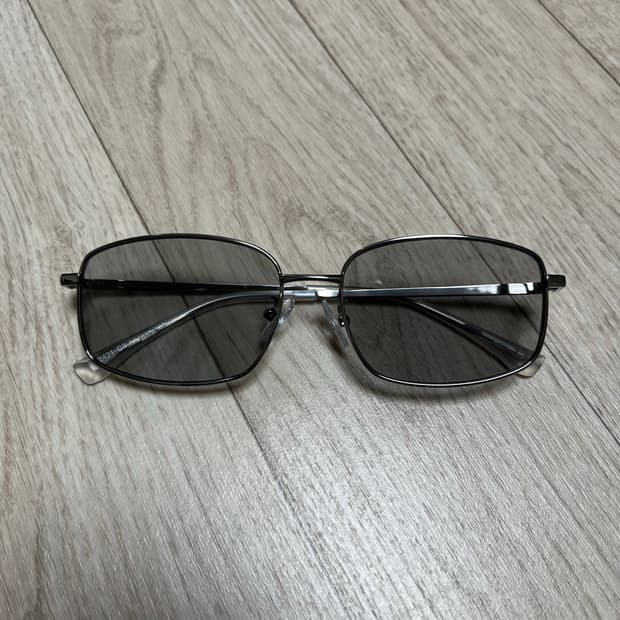 [새상품급] 틴트 안경