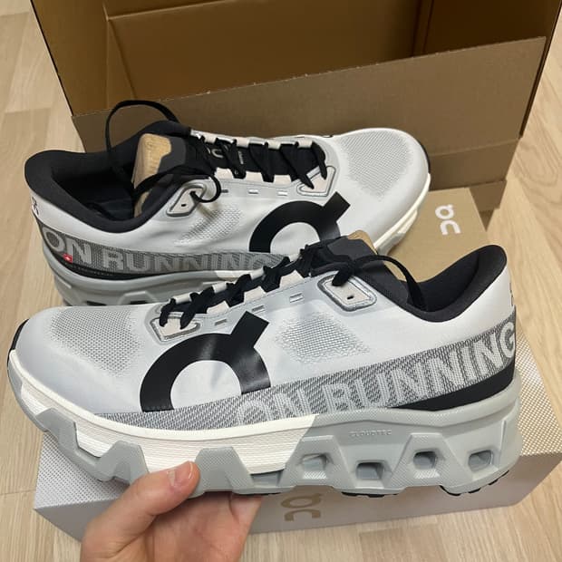 온 클라우드 몬스터 하이퍼 280 새제품