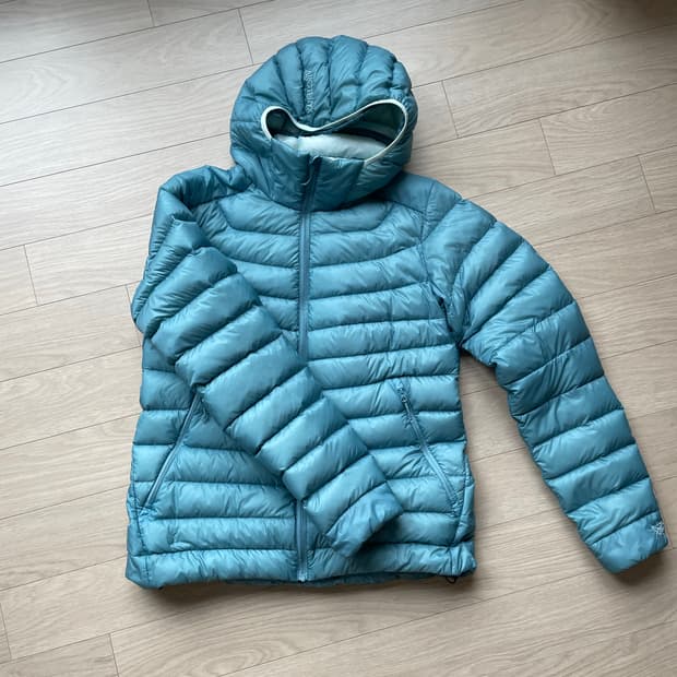 아크테릭스 세륨 후디 우먼 M