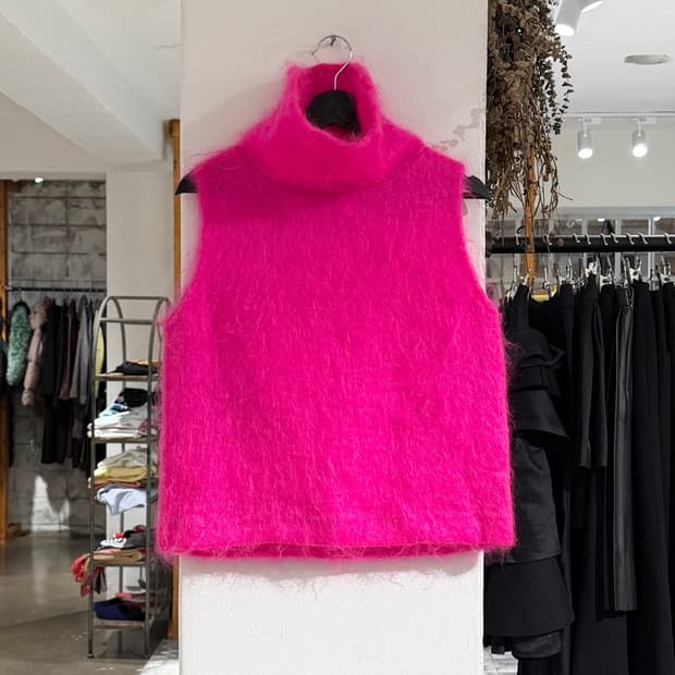 msgm 핑크 모헤어 울 블랜드 슬리브리스 터틀넥 탑