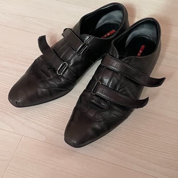 프라다 더블 몽크 스트랩