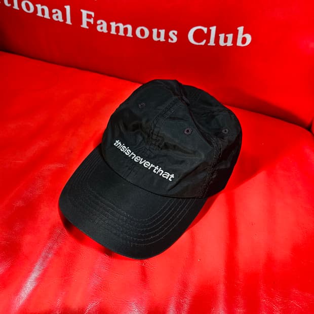 디스이즈네버댓 나일론 시그니처로고 볼캡 Free