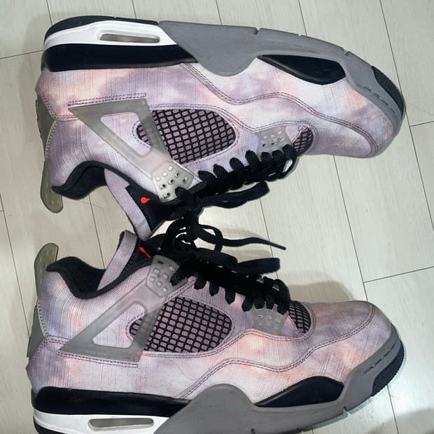 조던4 레트로 se 애머시스트 웨이브 270