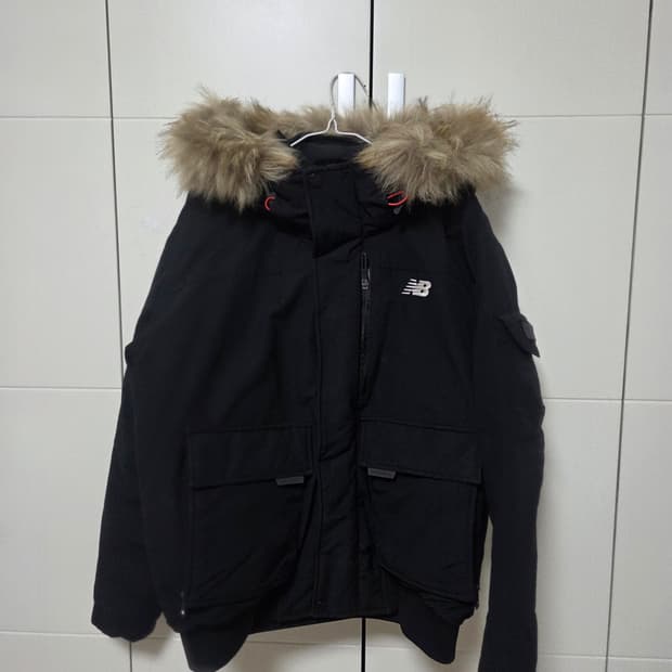 뉴발란스 패딩 L