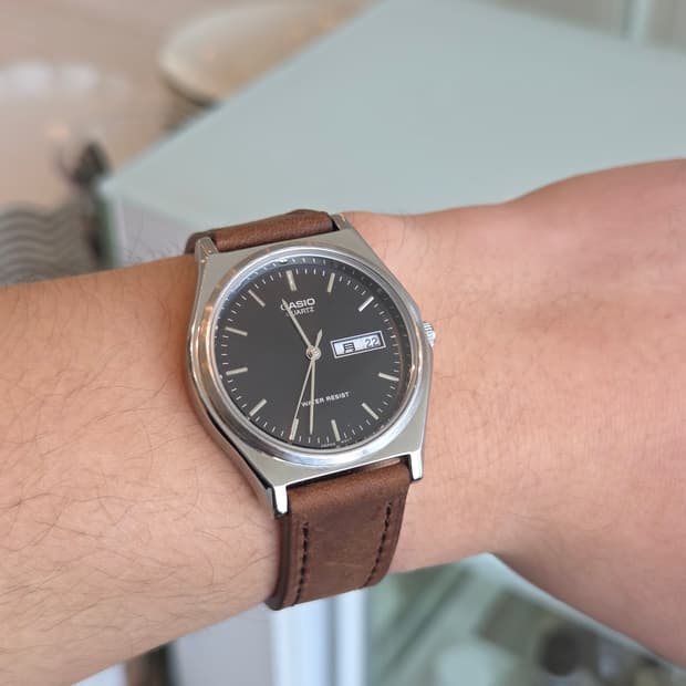 카시오 시계 MTP-1240DJ +갈색 소가죽 스트랩