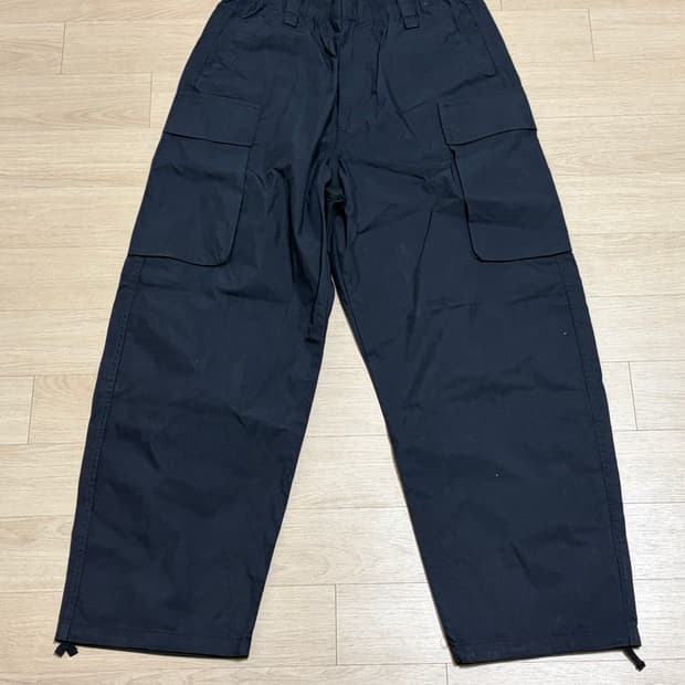 유니클로U 와이드핏카고팬츠 블랙m