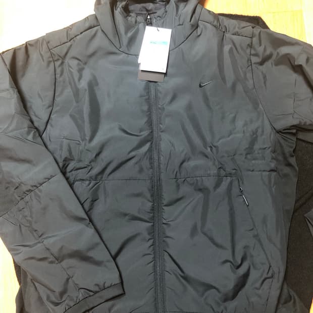나이키 자켓 [새제품]