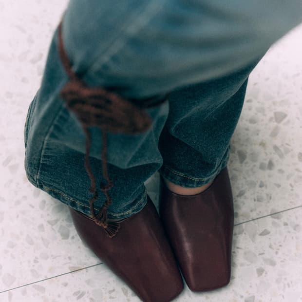 무드나잇 에린 스퀘어 키튼힐 뮬 3cm 버건디 오픈와이와이