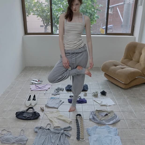 필세 (PHILCE) Rolled waist warmer pants 