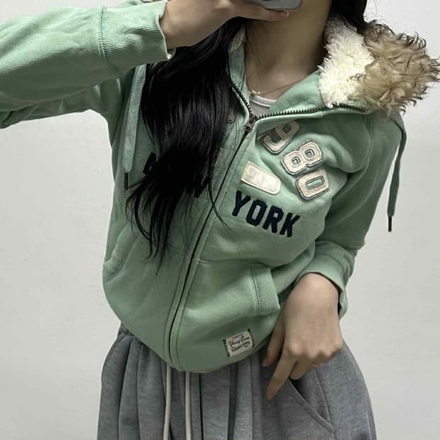 스파오 y2k 양털 울프죠 후드퍼 걸즈 후드집업 희귀져지(M)