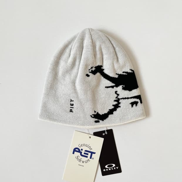 Oakley x Piet 오클리 x 피에트 스컬 비니 본화이트