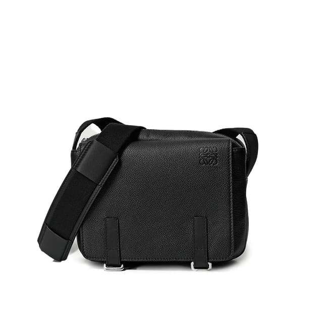 LOEWE 밀리터리 XS 메신저백