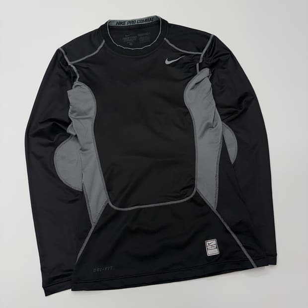 Nike 나이키 프로 컴뱃 드라이핏 긴팔 티셔츠