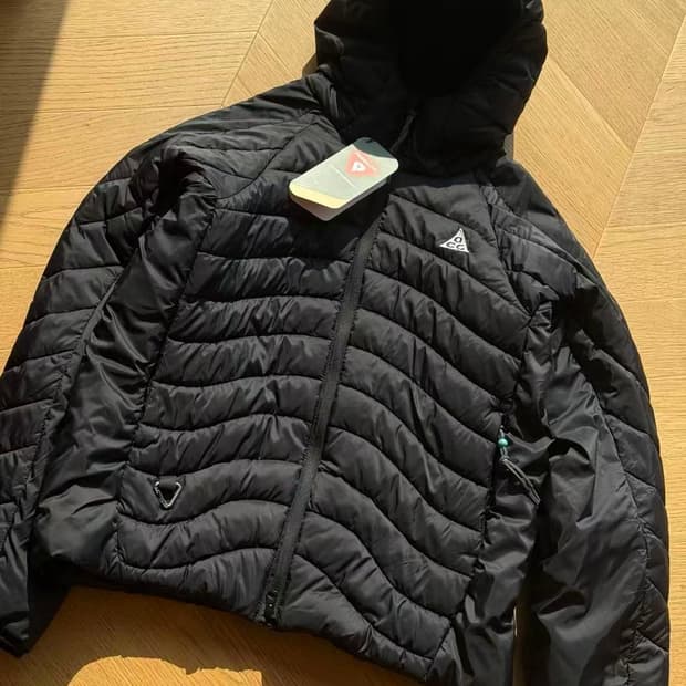 나이키 ACG 라바 플로우 써마핏 ADV 자켓 블랙 서밋 화이트 L