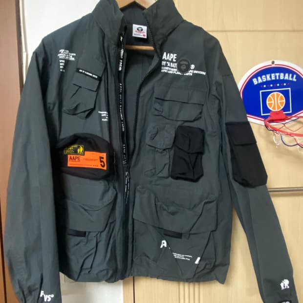 APE 블루종 새제품 판매합니다.