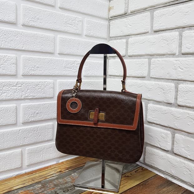 [정품] 셀린느 마카담 탑핸들 켈리백