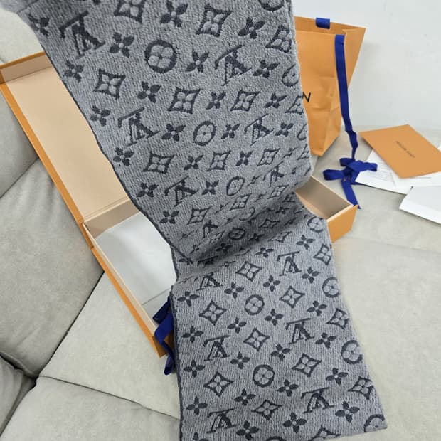 [보증서 정품]루이비통 모노그램 스카프