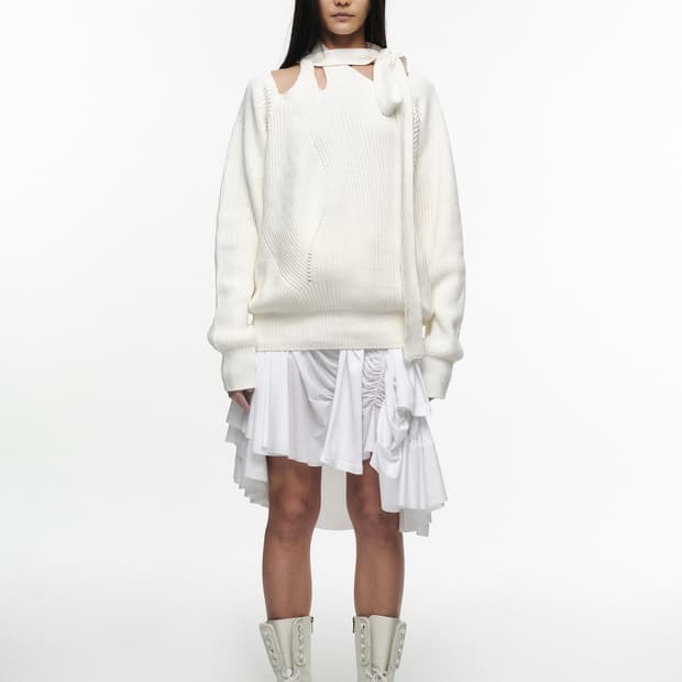 나체 슬릿 타이 니트