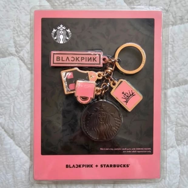 스타벅스 블랙핑크 한정판 키링 (새상품)