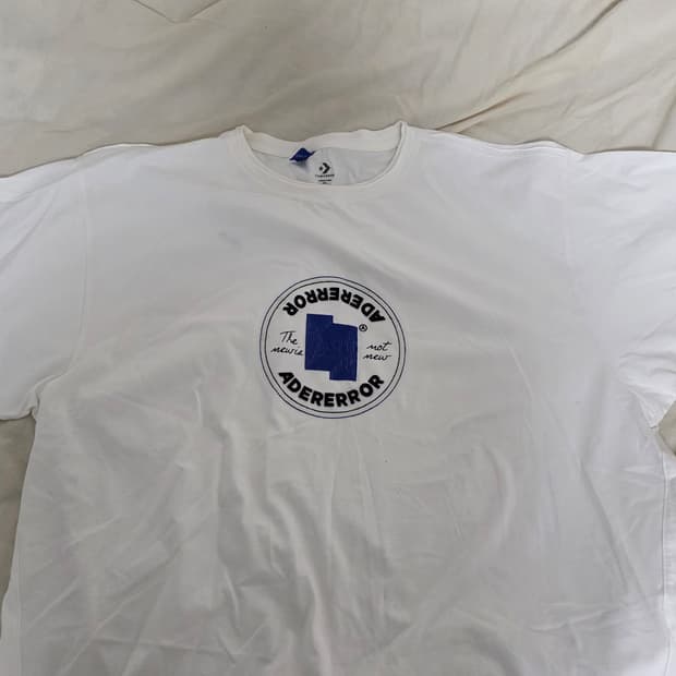 컨버스 x 아더에러 쉐입스 티셔츠 클라우드 댄서 3XL