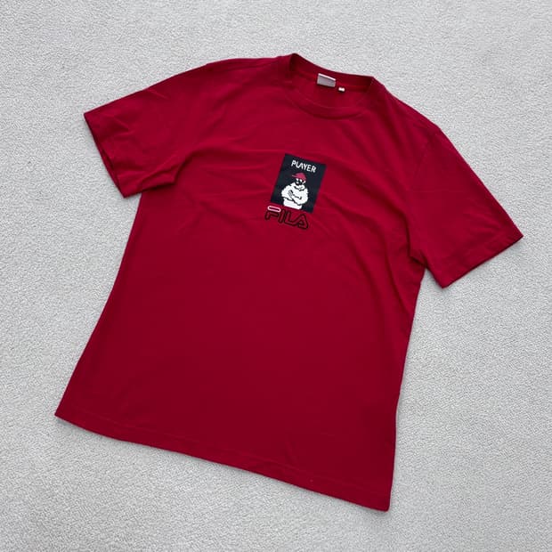 L 휠라 레귤러핏 그래픽 반팔 티셔츠 0416E