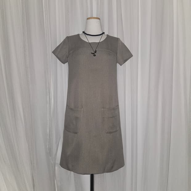 proportion 빈티지 베이지라떼 더블 포켓 원피스