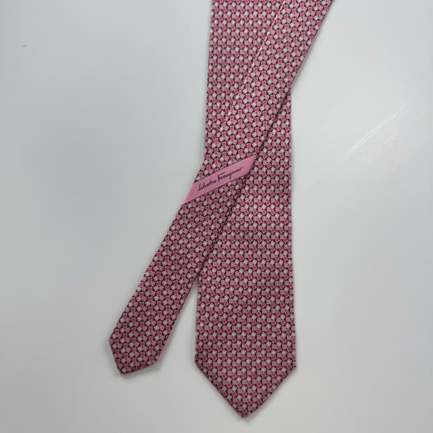 신형 페레가모(Ferragamo) 명품 정품 모노그램 넥타이 8.1cm