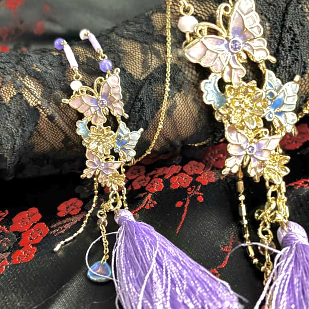 Anna Sui 골드 시노와즈리 테이스트 태슬 목걸이