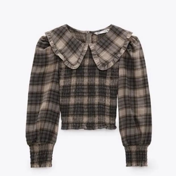 자라 피터팬 칼라 셔링 블라우스