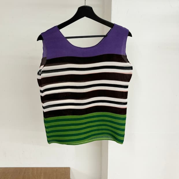 이세이 미야케 미 스트라이프 플리츠 슬리브리스