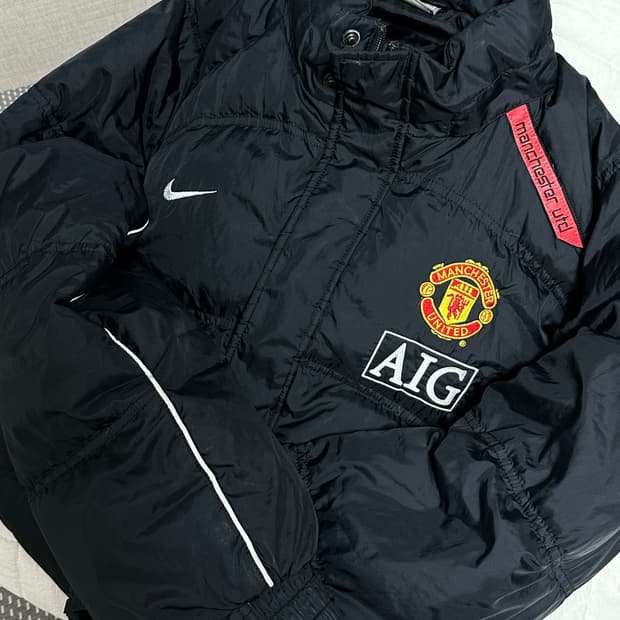 황유시절 AIG 나이키 맨유 패딩 미디움 축구