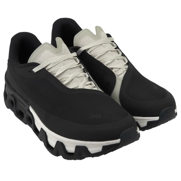 온러닝 x PAF 클라우드 몬스터 하이퍼 블랙