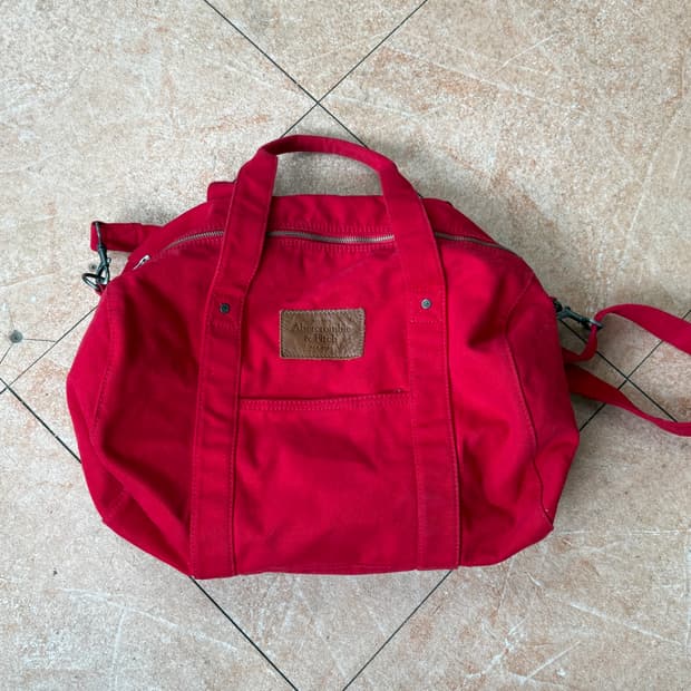 아베크롬비 레드 코튼 더플 보스턴백 