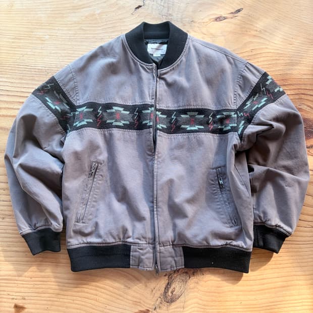 디스이즈네버댓 라인드 봄버 자켓 퍼플