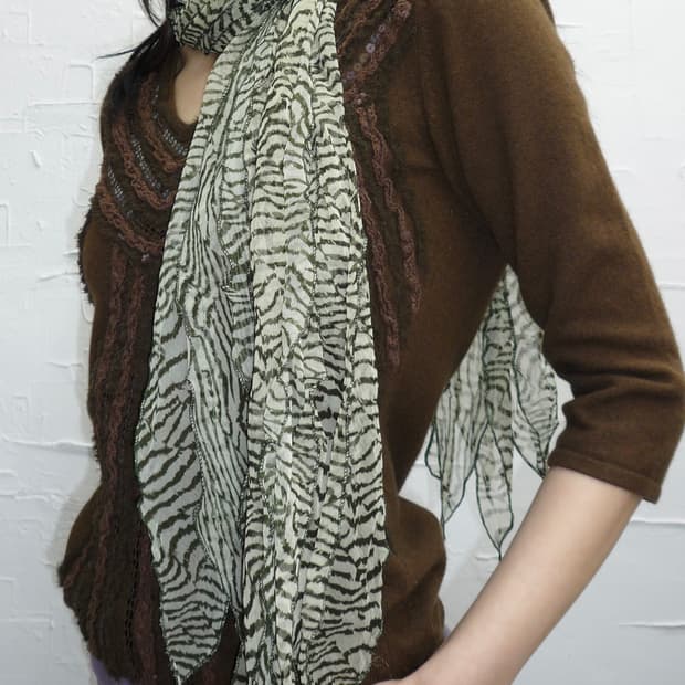 verdant marble scarf
