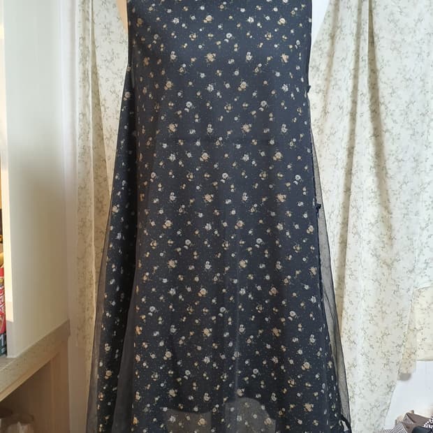 [빈티지] 검정 잔꽃 쉬폰 레이어드 원피스