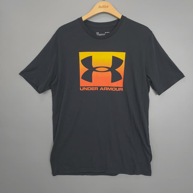 언더아머 UNDER ARMOUR 히트기어 루즈핏 로고 반팔티 L