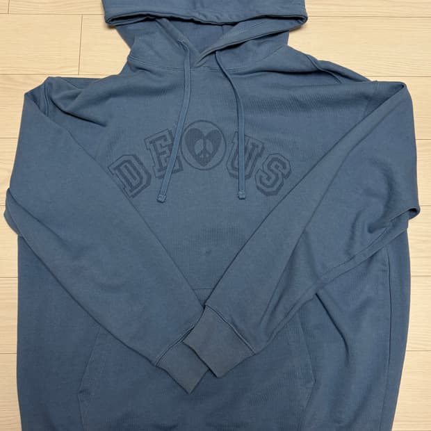 데우스 엑스 마키나 후드티 