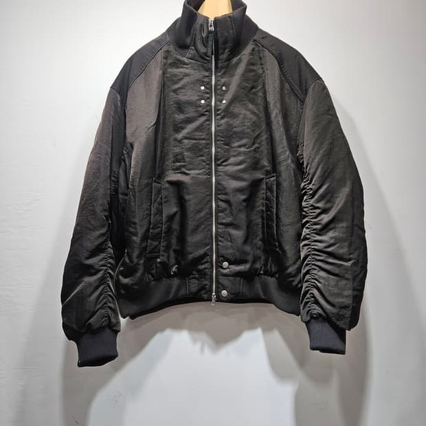 블랙 봄버 점퍼 