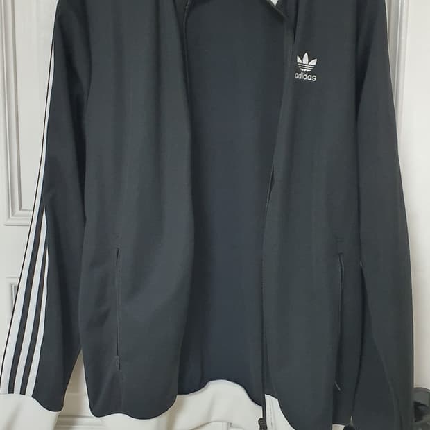 아디다스 베켄바우어 트랙탑 m 블랙