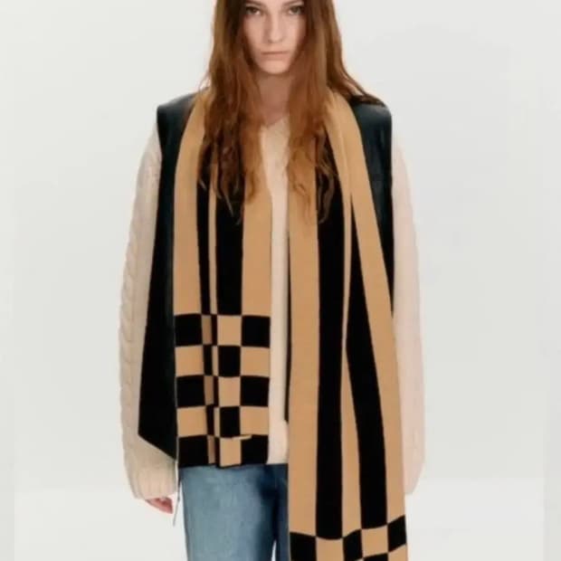 오픈와이와이 체크보드 목도리